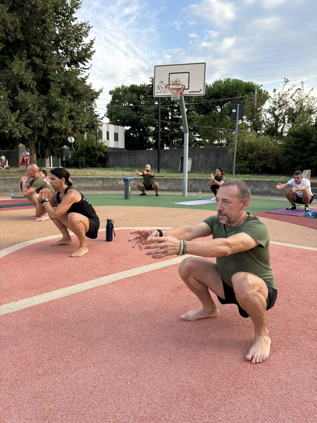 Allenamento di gruppo sul campo all'aperto — GDM Lurate Caccivio